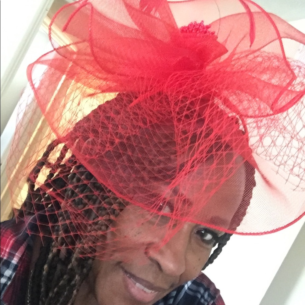 Fascinator - Picture 3 of 4